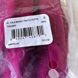 Figs Dark Magenta small Petite Yola.